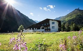 Hotel Natur Residenz Anger Alm - Adults Only  3*